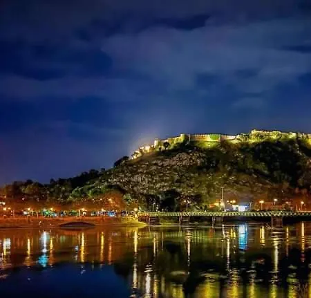 Panoramic Lägenhet Shkodër